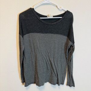 Zenana‎ Outfitters Womens Top Gray Striped Long Sleeve Casual T-Shirt